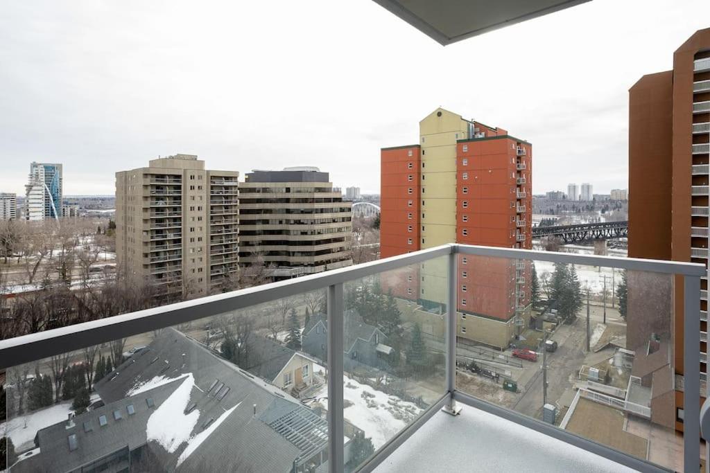 Hendrix Luxury Apartments By Corporate Stays Edmonton Eksteriør bilde