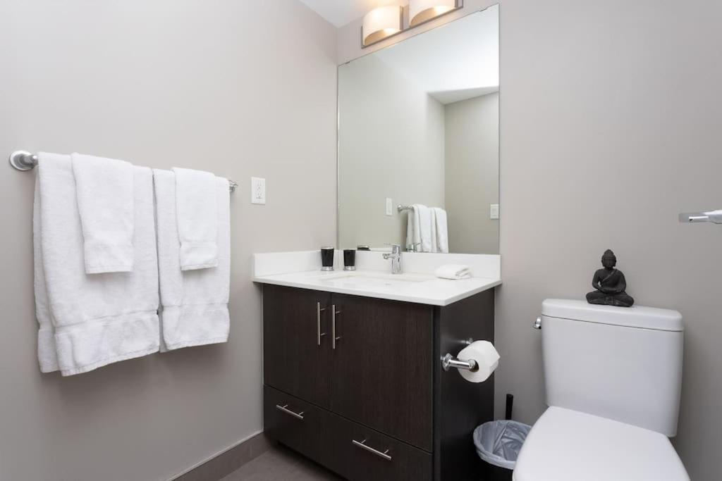 Hendrix Luxury Apartments By Corporate Stays Edmonton Eksteriør bilde